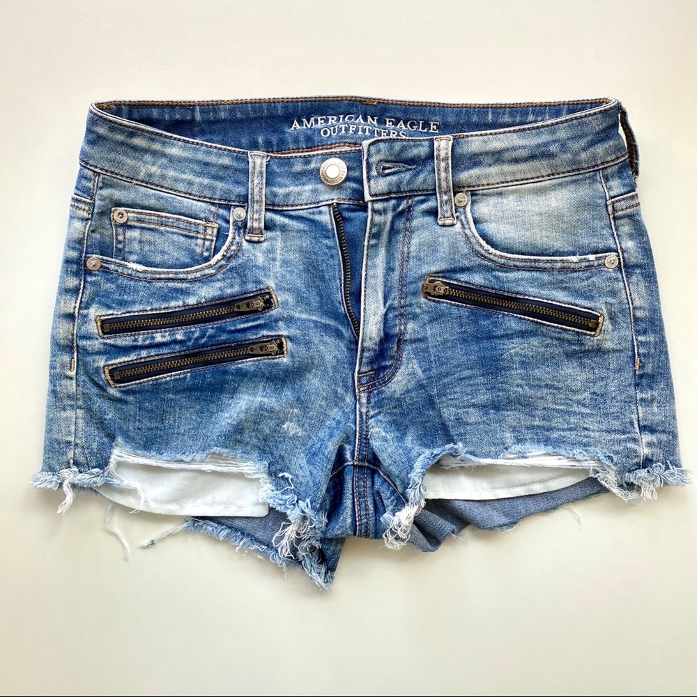 American Eagle Hi Rise Shorties